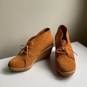 Cole Haan Suede Halley Chukka - Size 6